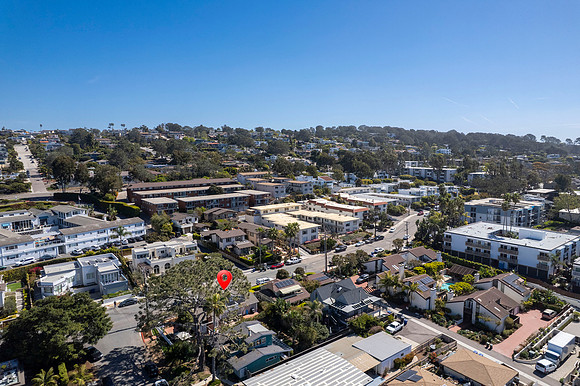 157 6th St Aerial 07