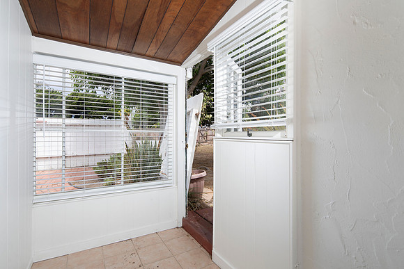 635 Westbourne St 13