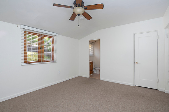 635 Westbourne St 16