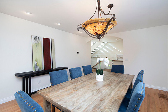 2266 Manchester Ave 43