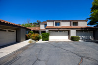 2106 Lark Glen