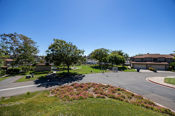 2106 Lark Glen 07