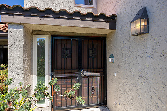 2106 Lark Glen 08