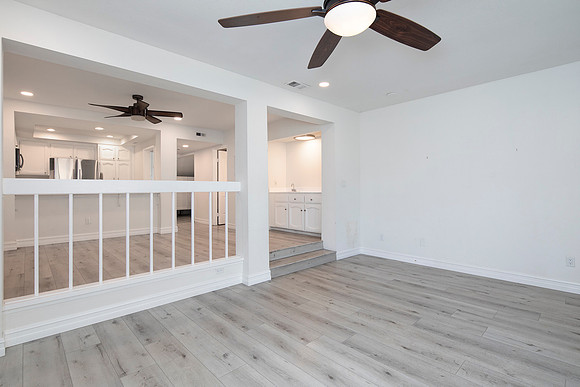 2106 Lark Glen 21