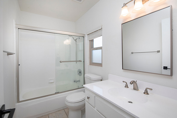 2106 Lark Glen 28