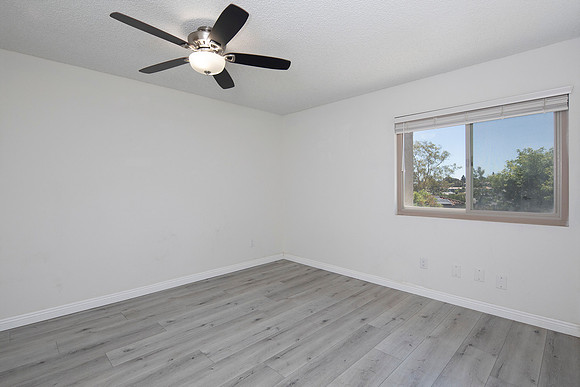 2106 Lark Glen 29