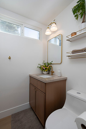 Hossini Homes 25