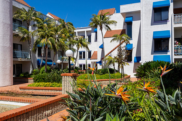 8310 Regents Rd Unit 1F 08