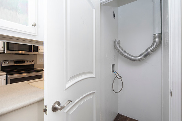 8310 Regents Rd Unit 1F 18