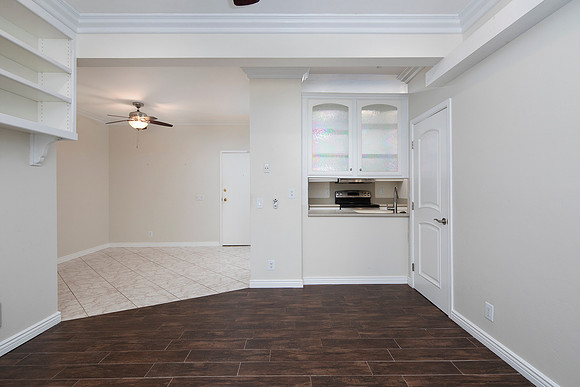 8310 Regents Rd Unit 1F 17