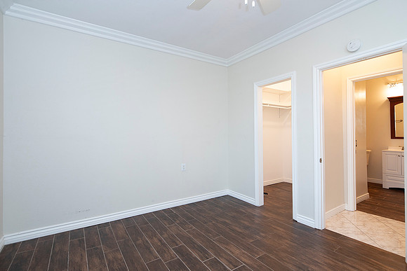 8310 Regents Rd Unit 1F 25