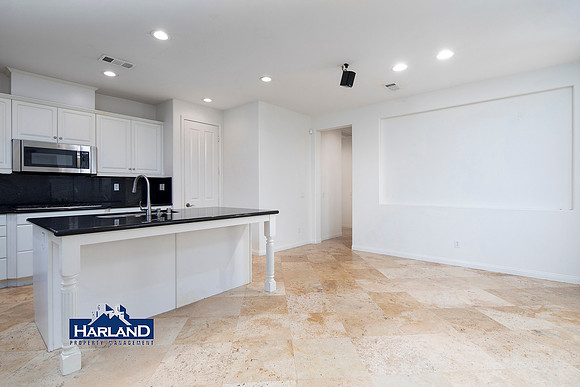 13517 Pacific Highlands Ranch Parkway WM 10