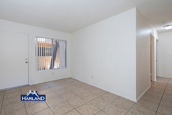 1107 B Ave #06 WM 03