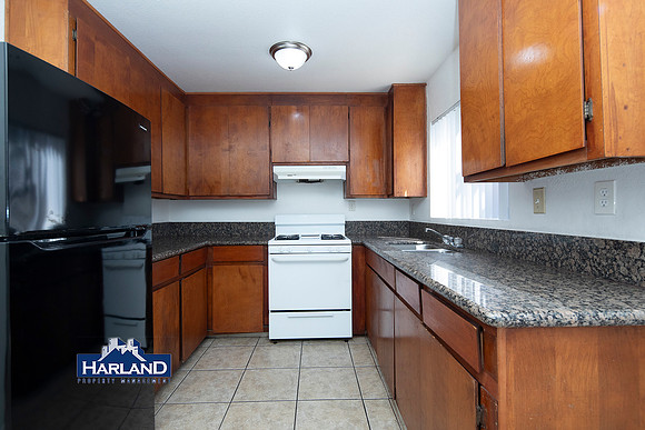 1107 B Ave #06 WM 05