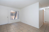 1107 B Ave #06 03
