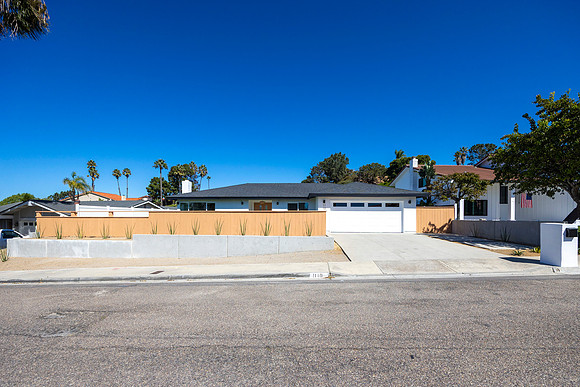 1110 Sea Village Dr 01