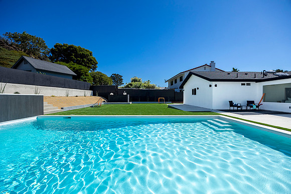 1110 Sea Village Dr 11