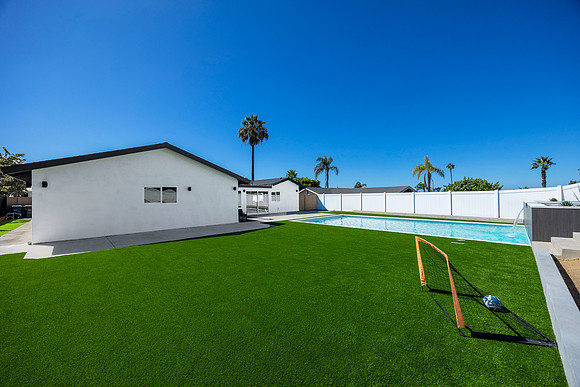 1110 Sea Village Dr 15