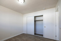 1031 B Ave 12