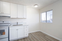 640 E 16th St #20 05