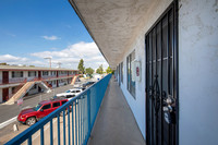 640 E 16th St #20