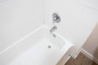 1237 N Vulcan Ave K MI Bath 09