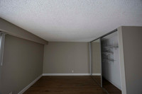 1837 N Vulcan Ave #4 MI Bedroom 1 01