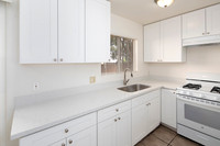 1107 B Ave #02 06