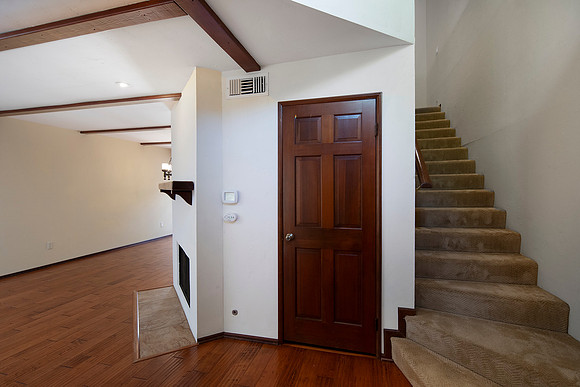 8668 Villa La Jolla #04 03