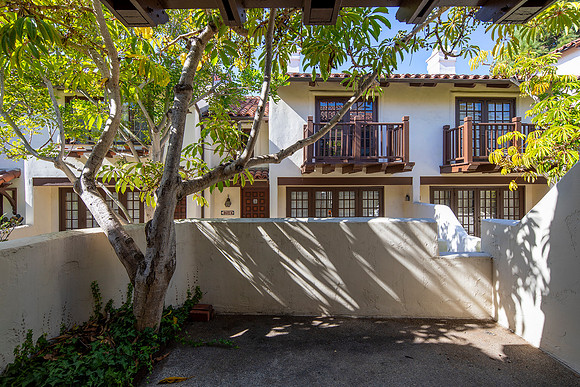 8668 Villa La Jolla #04 07