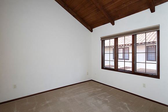 8668 Villa La Jolla #04 18
