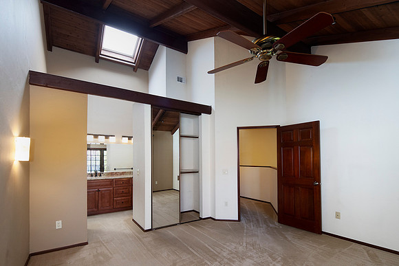 8668 Villa La Jolla #04 22