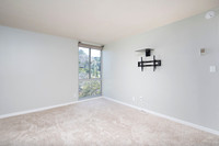 6455 La Jolla Blvd #324 16