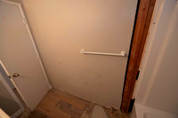 1873 N Vulcan Ave #03 Move in Bath 07