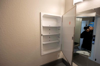 2215 Via Esmarca Unit D MI Bath 05