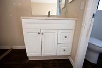 2223 Via Escamara C Mone Out Bath 08