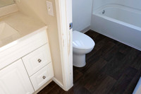 2223 Via Escamara C Mone Out Bath 12