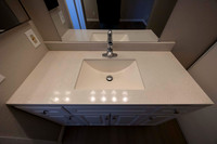 2201 Via Esmarca Unit B Move In Bath 07