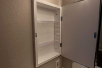 2201 Via Esmarca Unit B Move In Bath 08