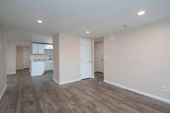 4761 Jessie Ave 14