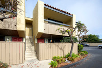 1237 N Vulcan Ave Unit H