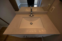 2223 Via Esmarca Unit C Move In Bath 04