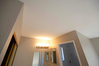 2223 Via Esmarca Unit C Move In Bath 01