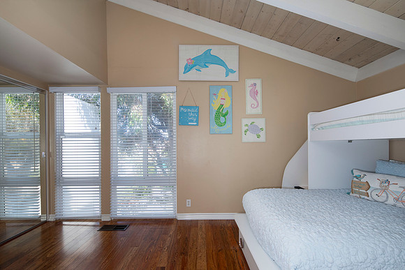 1767 Coast Blvd 03