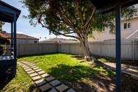 1410 Hornblend St 03