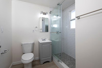 1410 Hornblend St 18