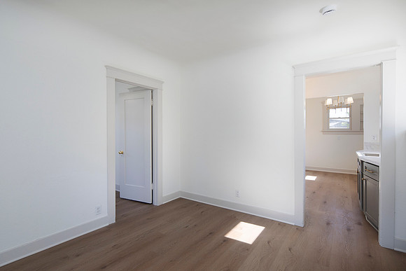 4419 Mississippi St 07