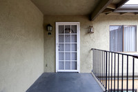 2255 Via Esmarca Unit C