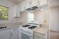 2112 Thomas Ave 09