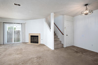 2027 Emerald St Unit B 02